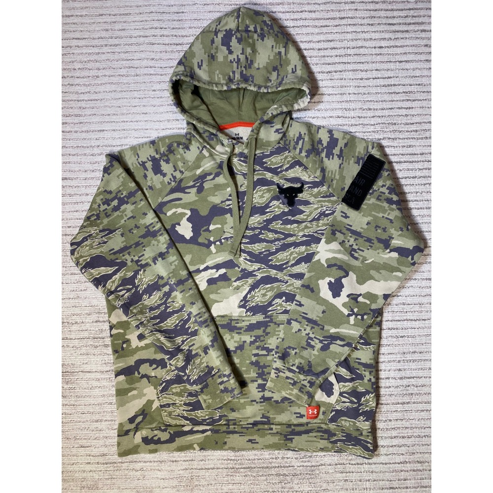 Under Armour Project Rock Mens Medium Camo Hoodie Brahma Bull